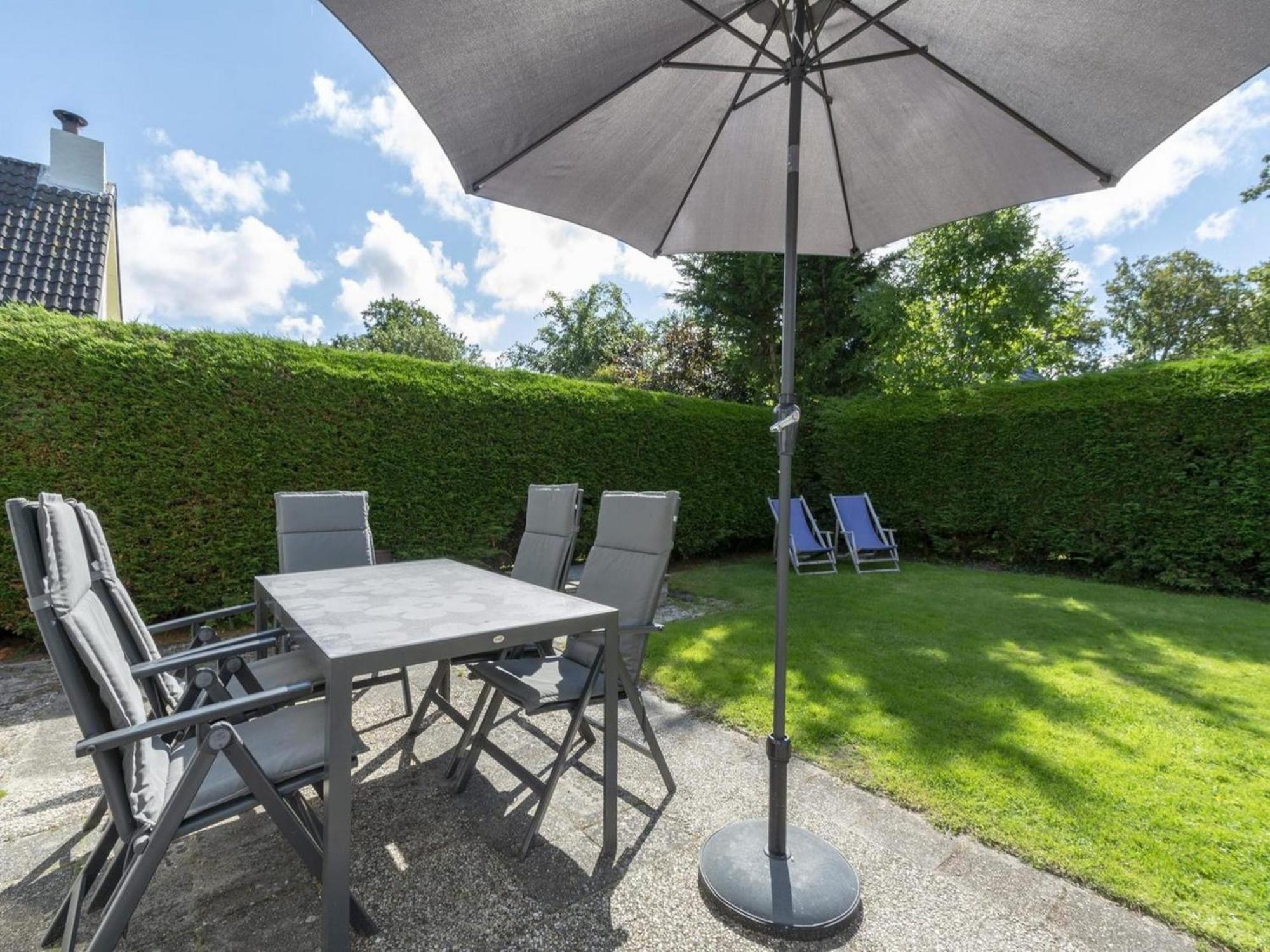 Cozy Holiday Home With Garden Sint Maartensvlotbrug Extérieur photo
