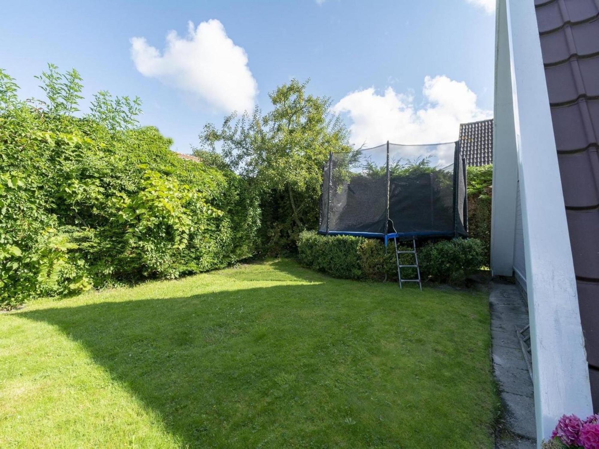 Cozy Holiday Home With Garden Sint Maartensvlotbrug Extérieur photo